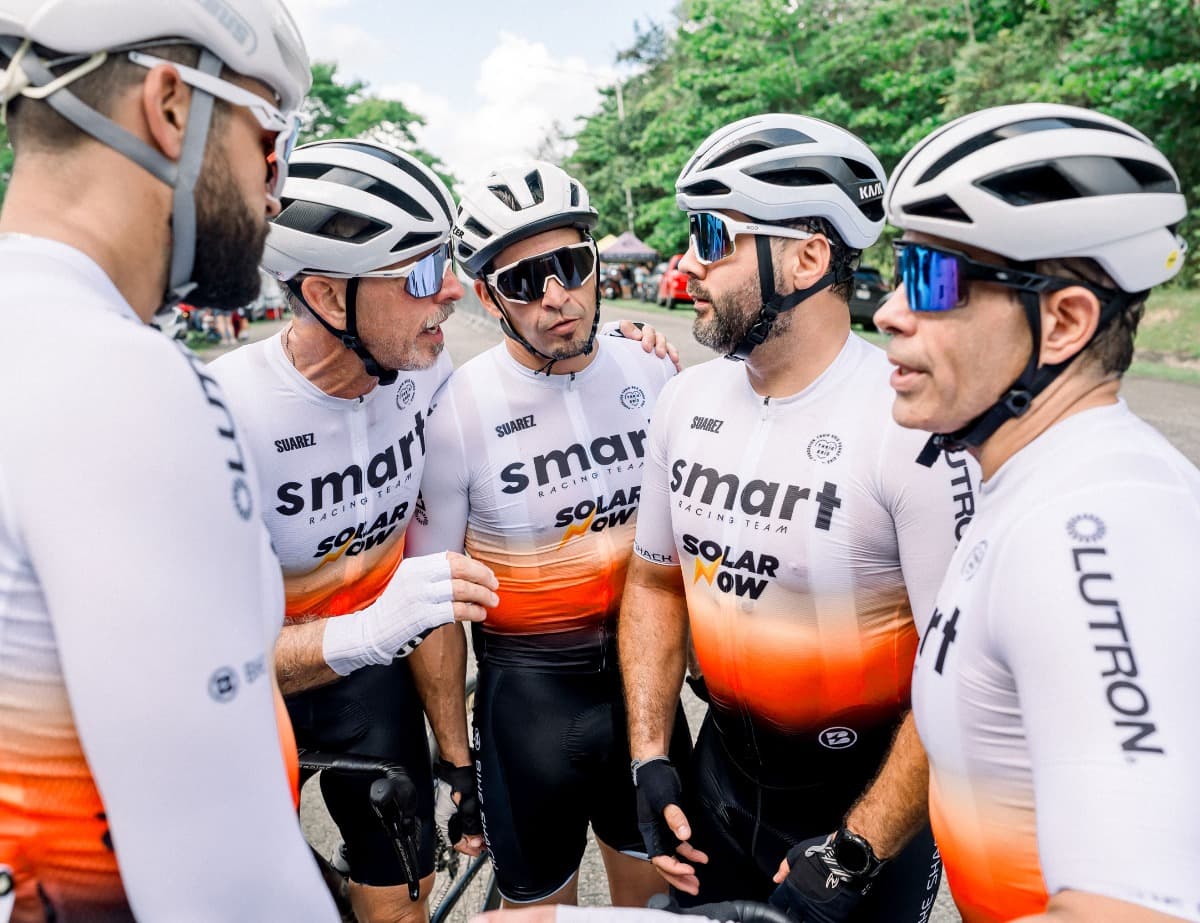 Momento en familia del equipo Smart Racing Team